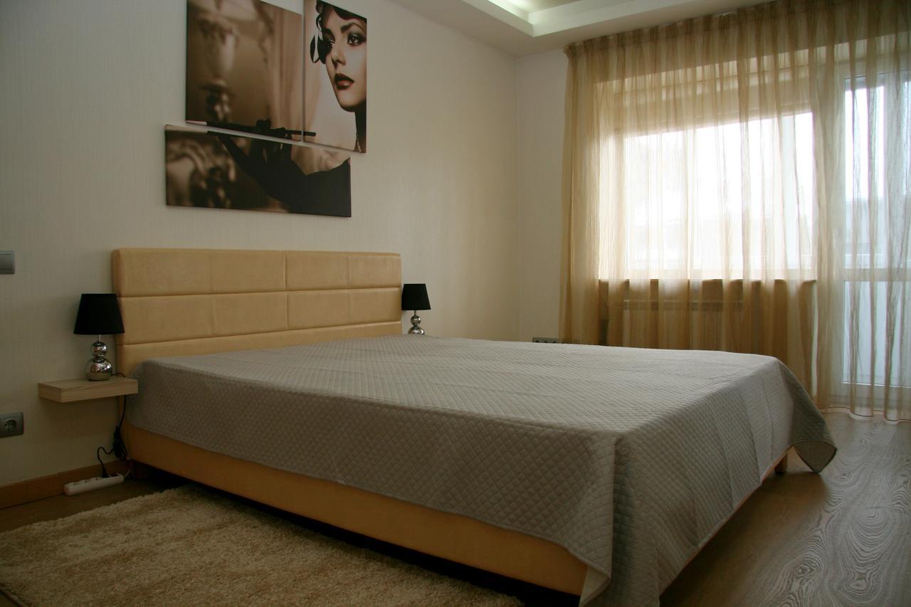 קייב Luxury Apartment In The Heart Of The Capital מראה חיצוני תמונה